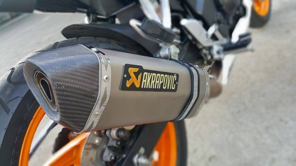 CBR300 Repsol Edition ท่อเสียงหวานนุ่ม วิ่งน้อย ขายถูกๆ ต่อรองได้ครับ CBR300 Repsol Edition ท่อเสียงหวานนุ่ม วิ่งน้อย ขายถูกๆ ต่อรองได้ครับ