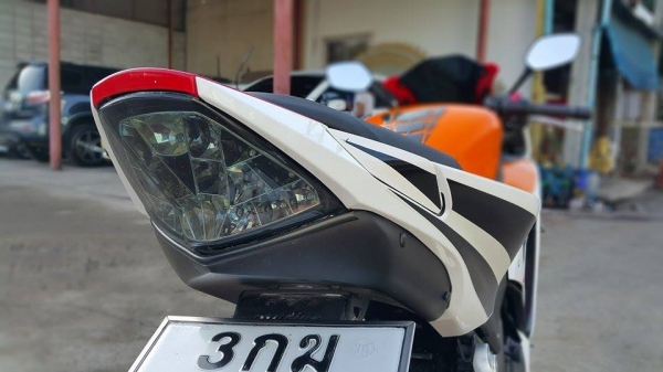 CBR300 Repsol Edition ท่อเสียงหวานนุ่ม วิ่งน้อย ขายถูกๆ ต่อรองได้ครับ CBR300 Repsol Edition ท่อเสียงหวานนุ่ม วิ่งน้อย ขายถูกๆ ต่อรองได้ครับ