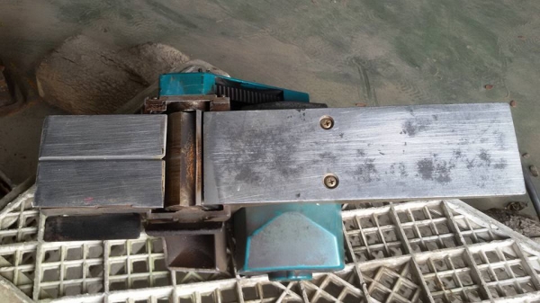 ขาย กบไฟฟ้า Makita 1100