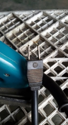 ขาย กบไฟฟ้า Makita 1100