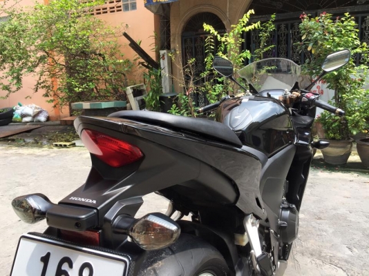 CBR500R สภาพสวยพร้อมใช้งาน Y2012 ไมล์ 27,xxxเพียง119,000b. CBR500R สภาพสวยพร้อมใช้งาน Y2012 ไมล์ 27,xxxเพียง119,000b.