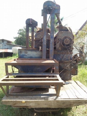 ขายรถสีข้าว ตามสภาพ 40000บาท 098-1146417 089-5498253