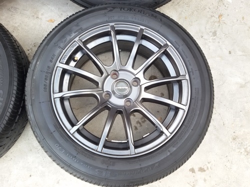 ขายล้อ15 4รู100กว้าง7 พร้อมยาง ปี 13  4 ล้อ