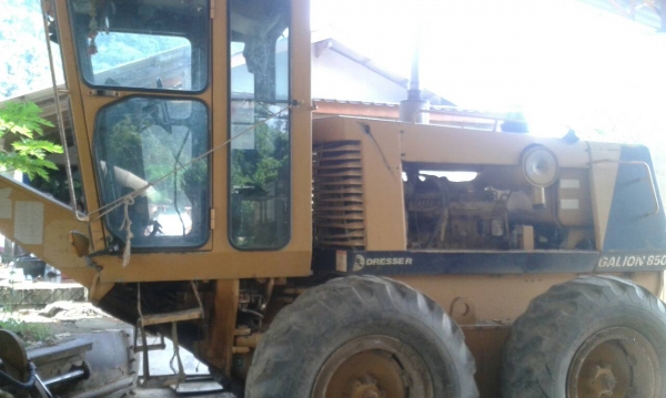 ขายรถเกรด GALION 850B เอกสารเล่มทะเบียน แอร์เย็นฉ่ำ เลี้ยวเอว รถซื้อใหม่มา 7 ปี ราคา 950000