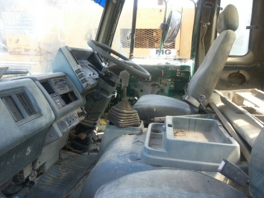 รถ6ลัอโม่ปูน 175แรง FRR12DA..เครื่อง6BG1 ยาง8.25 โม่ตรง ปั่นจากท้ายเครื่อง...