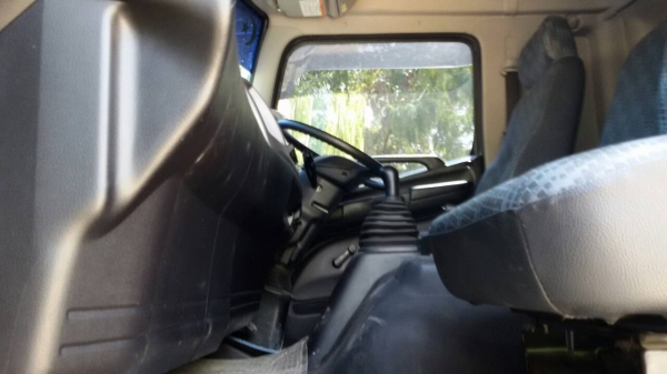 ขายรถบรรทุก 6 ล้อดัมพ์ HINO FG8J 220 แรงม้าปี 2555 ไมล์ 12191 กม.ราคา 1550000