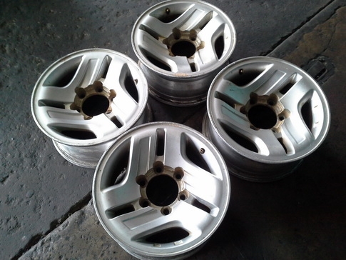 ล้อ Tiger  6/139 ขอบ15*7 สภาพดี 1ชุด