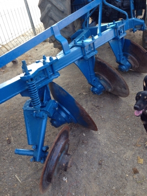 รถไถฟอร์ด 6610 เสื้อลาย อุปกรณ์ ผาน3 ผานดันหน้า ไค้เฮงหลี ทะเบียนพร้อมโอน