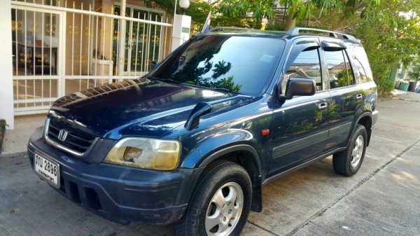ขาย Hon da CRV ปี2000 แม็ก 5 รู เครื่อง เกียร์ดี แอร์เย็น ภายในสะอาด เบาะผ้า ลายไม้ ไฟฟ้าทั้งคัน จัดไฟแนนซ์ได้ เต็ม
