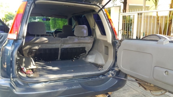 ขาย Hon da CRV ปี2000 แม็ก 5 รู เครื่อง เกียร์ดี แอร์เย็น ภายในสะอาด เบาะผ้า ลายไม้ ไฟฟ้าทั้งคัน จัดไฟแนนซ์ได้ เต็ม