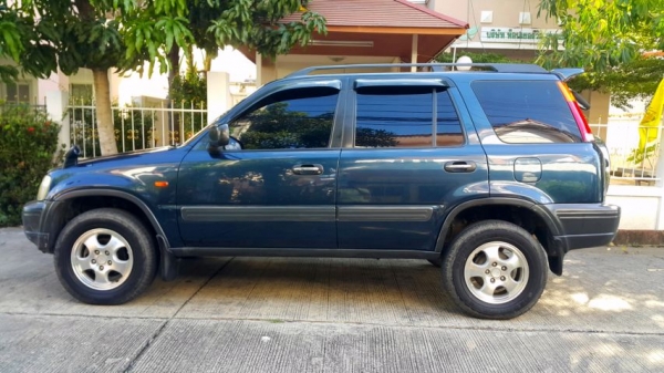 ขาย Hon da CRV ปี2000 แม็ก 5 รู เครื่อง เกียร์ดี แอร์เย็น ภายในสะอาด เบาะผ้า ลายไม้ ไฟฟ้าทั้งคัน จัดไฟแนนซ์ได้ เต็ม