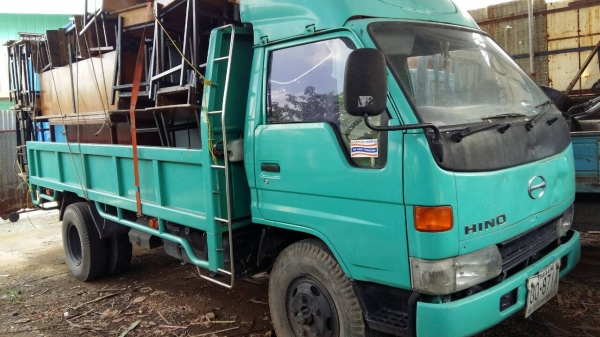 หกล้อ ฮีโน่ MRO-15B-135แรงปี48 แอร์ เพาเวอร์ สภาพดีสวยพร้อมใช้ ทะเบียนพร้อมโอน ราคา 298,000บ ต่อรองได้