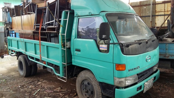 หกล้อ ฮีโน่ MRO-15B-135แรงปี48 แอร์ เพาเวอร์ สภาพดีสวยพร้อมใช้ ทะเบียนพร้อมโอน ราคา 298,000บ ต่อรองได้