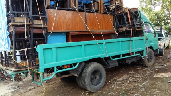 หกล้อ ฮีโน่ MRO-15B-135แรงปี48 แอร์ เพาเวอร์ สภาพดีสวยพร้อมใช้ ทะเบียนพร้อมโอน ราคา 298,000บ ต่อรองได้