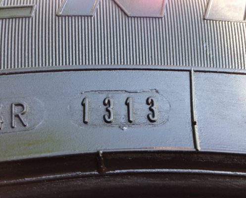 ยาง Goodyear 265 65 17 ปี13 ดอกเต็ม ใช้ยาว ราคาไม่แพง