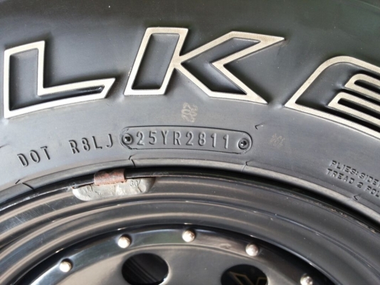 ล้อกระทะเหล็กลายหยดน้ำ tcpy พร้อมยาง falken 265/70 ขอบ 16