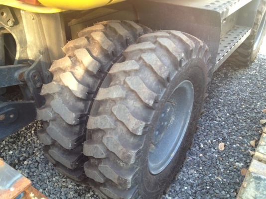 ขายรถขุดล้อยาง KOMATSU PW130-7K สภาพสวยพร้อมใช้ นำเข้าจากต่างประเทศ ติดต่อ อำพล 090-9694506, 080-3031241