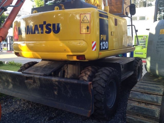 ขายรถขุดล้อยาง KOMATSU PW130-7K สภาพสวยพร้อมใช้ นำเข้าจากต่างประเทศ ติดต่อ อำพล 090-9694506, 080-3031241