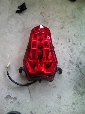 ไฟท้ายแต่งสปอร์ไบค์ราคา 300 บาท เป็น LED ไฟท้ายแต่งสปอร์ไบค์ราคา 300 บาท เป็น LED