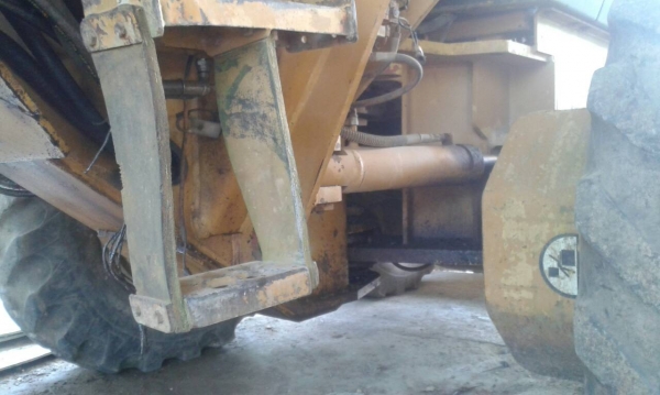 รถเกรด GALlON  850    สนใจติดต่อ  081 - 6079515