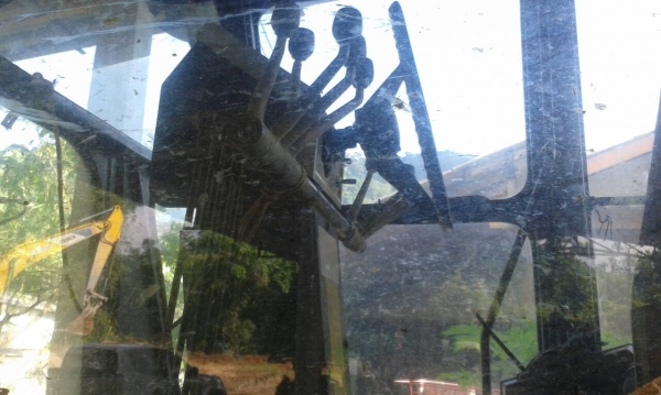 รถเกรด GALlON  850    สนใจติดต่อ  081 - 6079515