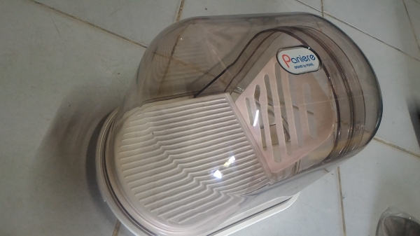 อุปกรณ์ช่วยหั่นขนมปังพร้อมมีดยาวฟันเลื่อยหั่นขนมครบชุดตามภาพ