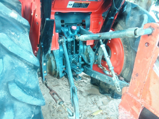 ขายตามสภาพ 36แรง รถวัยรุ่น พ่นสเปเฉยๆ เครื่อง เกีย ปั้มไฮดรอลิกดีมาก สภาพรถเดิมไม่เคยแกะ เอกสารเป็นเล้มทะเบียน