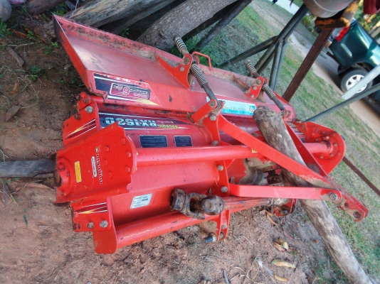 ขายตามสภาพ 36แรง รถวัยรุ่น พ่นสเปเฉยๆ เครื่อง เกีย ปั้มไฮดรอลิกดีมาก สภาพรถเดิมไม่เคยแกะ เอกสารเป็นเล้มทะเบียน