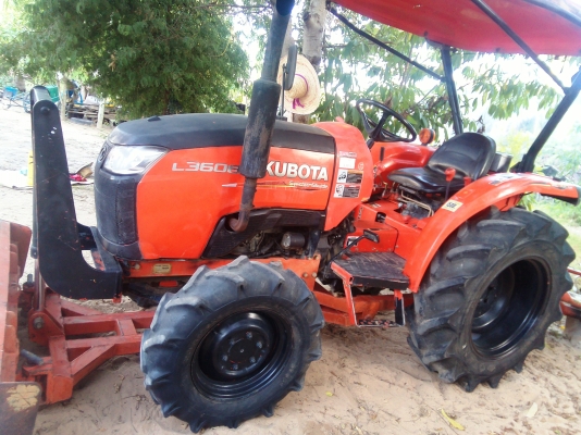 ขายตามสภาพ 36แรง รถวัยรุ่น พ่นสเปเฉยๆ เครื่อง เกีย ปั้มไฮดรอลิกดีมาก สภาพรถเดิมไม่เคยแกะ เอกสารเป็นเล้มทะเบียน