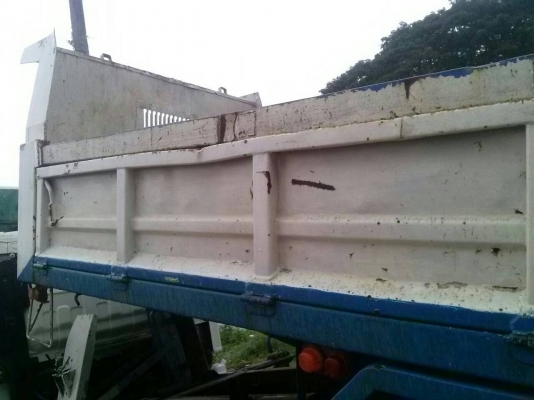 รถอีซูซู 6 ล้อดั้ม NPR 130 แรงม้า. ปี 46    สนใจติดต่อ  081 - 6079515