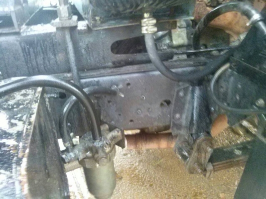 รถอีซูซู 6 ล้อดั้ม NPR 130 แรงม้า. ปี 46    สนใจติดต่อ  081 - 6079515