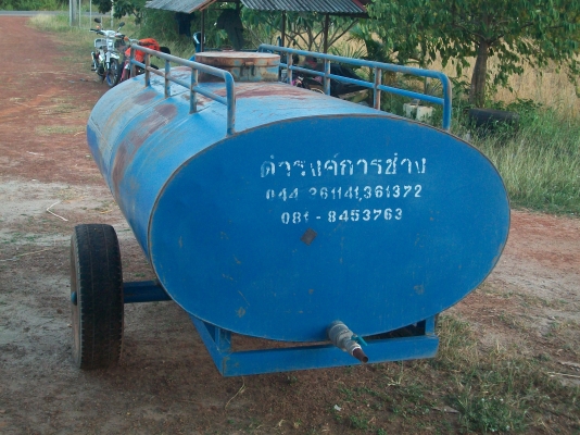 ขายครับแทรลเลอร์แท้งค์ 2000 ลิตร