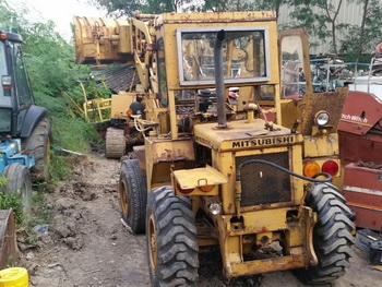 จัดวีดีโอมาให้ครับ รถตักล้อยาง ขนาดกลาง MITSUBISHI: WS3 แบบเอวอ่อน จัดวีดีโอมาให้ครับ รถตักล้อยาง ขนาดกลาง MITSUBISHI: WS3 แบบเอวอ่อน