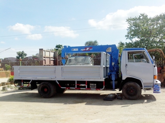 ขายรถบรรทุกหกล้อฮีโน่ KM779 เครื่อง 117 แรงม้าWO4D แน่นมากๆติดเครนทอดาโนท้องวี 2.9 ตัน 5 ปลอก 4 ชักส