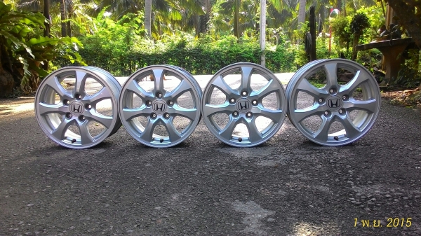 ขายล้อแม็ก CIVIC ขอบ15 (ขายแล้ว 6 พ.ย.58)