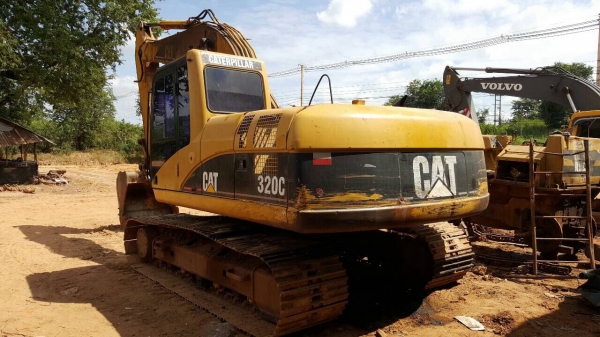 ขายแบคโฮ CAT 320C สภาพพร้อมใช้งาน ทำช่วงล่างใหม่ เอกสารเล่มทะเบียนพร้อม แอร์เย็น ราคาต่อรองได้ครับ