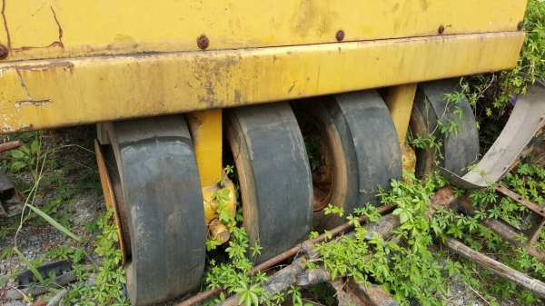 ขายรถบด ล้อยาง 9 ล้อ ขนาดกลาง สภาพพร้อมใช้งาน เอกสารสัญญาซื้อขาย