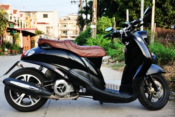 ฟีโน่แต่งVIPสีดำ รถปี54ไมล์แยก ราคาถูกต่อรองได้