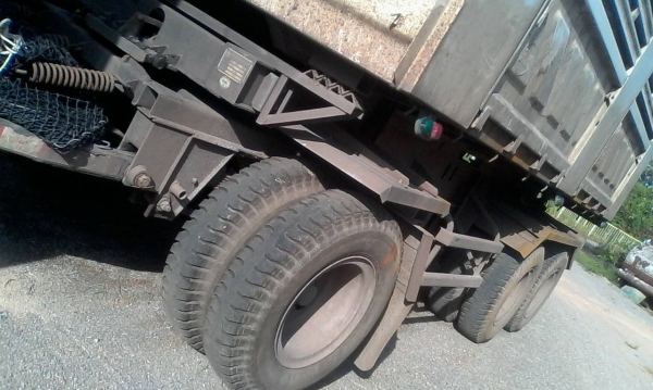 ขายดาวน์รถบรรทุก 22 ล้อพ่วงแม่ลูกดัมพ์ ISUZU DECA 360 แรงม้าปี 2556 ลูกพ่วงสามมิตร 3 เพลา ขายดาวน์ 600000