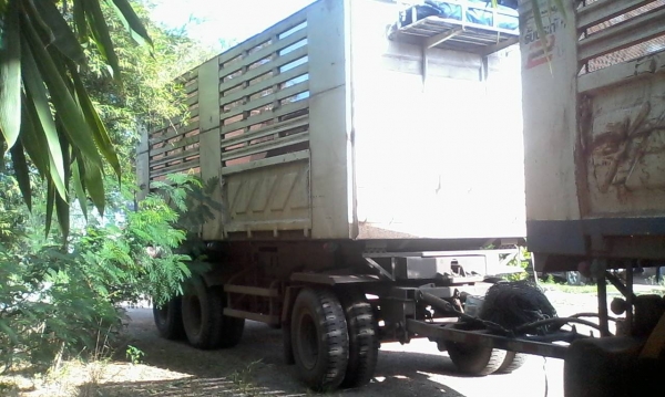 ขายดาวน์รถบรรทุก 22 ล้อพ่วงแม่ลูกดัมพ์ ISUZU DECA 360 แรงม้าปี 2556 ลูกพ่วงสามมิตร 3 เพลา ขายดาวน์ 600000