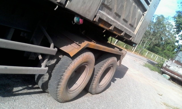 ขายดาวน์รถบรรทุก 22 ล้อพ่วงแม่ลูกดัมพ์ ISUZU DECA 360 แรงม้าปี 2556 ลูกพ่วงสามมิตร 3 เพลา ขายดาวน์ 600000