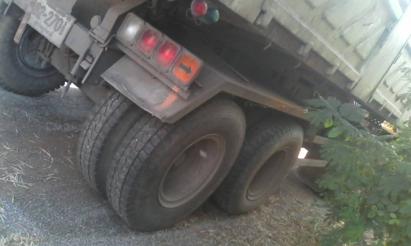 ขายดาวน์รถบรรทุก 22 ล้อพ่วงแม่ลูกดัมพ์ ISUZU DECA 360 แรงม้าปี 2556 ลูกพ่วงสามมิตร 3 เพลา ขายดาวน์ 600000