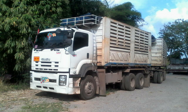 ขายดาวน์รถบรรทุก 22 ล้อพ่วงแม่ลูกดัมพ์ ISUZU DECA 360 แรงม้าปี 2556 ลูกพ่วงสามมิตร 3 เพลา ขายดาวน์ 600000