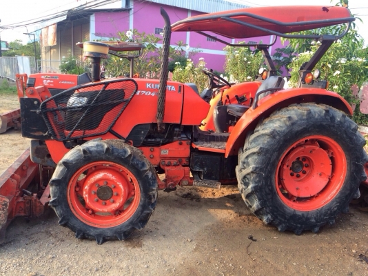 คูโบต้าm7040 พร้อมอุปกรณ์ คูโบต้าm7040 พร้อมอุปกรณ์