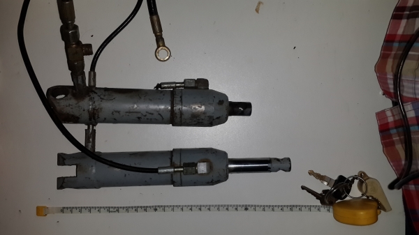 ขายกระบอกไฮดรอลิค ขนาดเล็ก เอาไป DIY กันเลย 2 อัน 780 บาท