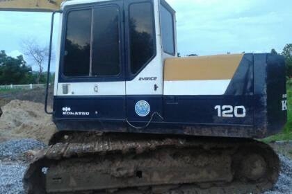 ขายรถขุด komatsu pc120-5ไฟฟ้าเต็ม เอกสารอินวอยซ์ ช่วงล่างเต็ม รถทำงานน้อย ตักหิน ทรายใส่โม่ปูน สภาพพร้อมใช้งาน เครื่องเดิมปั๊มแห้ง