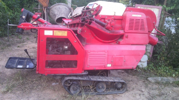 เครื่องนวดข้าวยันม่า