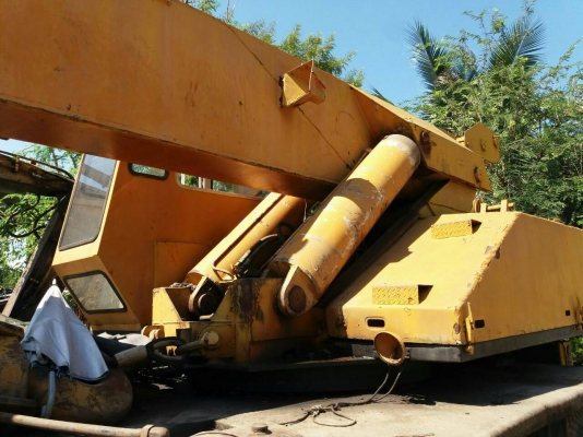 ขายรถเครน TANADO K351 35 ตัน 12 ล้อ ปั๊ม 2 ตอน ขาไขว้ เครื่อง 8 สูบ เอกสารเล่มทะเบียน ราคา 920000