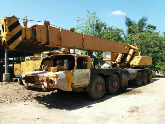 ขายรถเครน TANADO K351 35 ตัน 12 ล้อ ปั๊ม 2 ตอน ขาไขว้ เครื่อง 8 สูบ เอกสารเล่มทะเบียน ราคา 920000