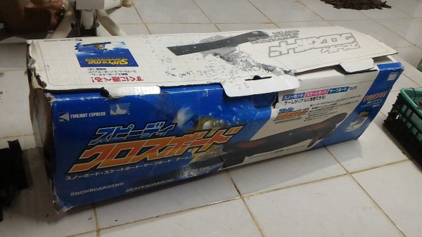 เครื่องเล่น สเก็ตบอร์ด เซิร์ฟ และ สโนว์บอร์ด เชื่อมต่อกับคอมพิวเตอร์ด้วย USB